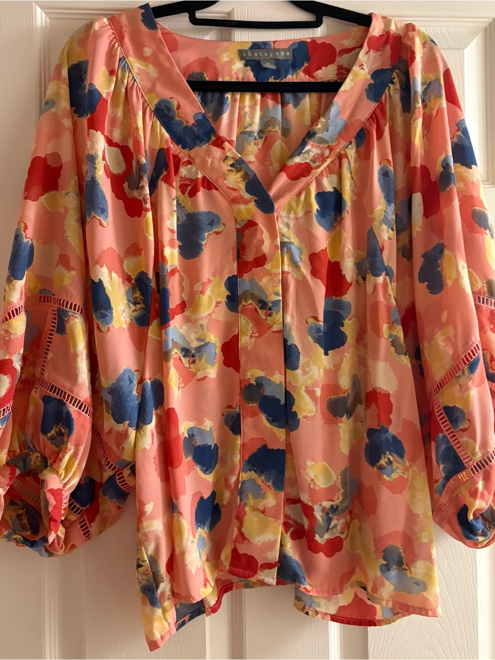 Sharagano Coral Multicolor Watercolor V-Neck Blouse 3/4 Sleeves LIKE NEW!!!